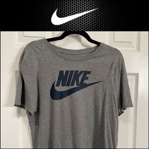 Nike T-Shirt